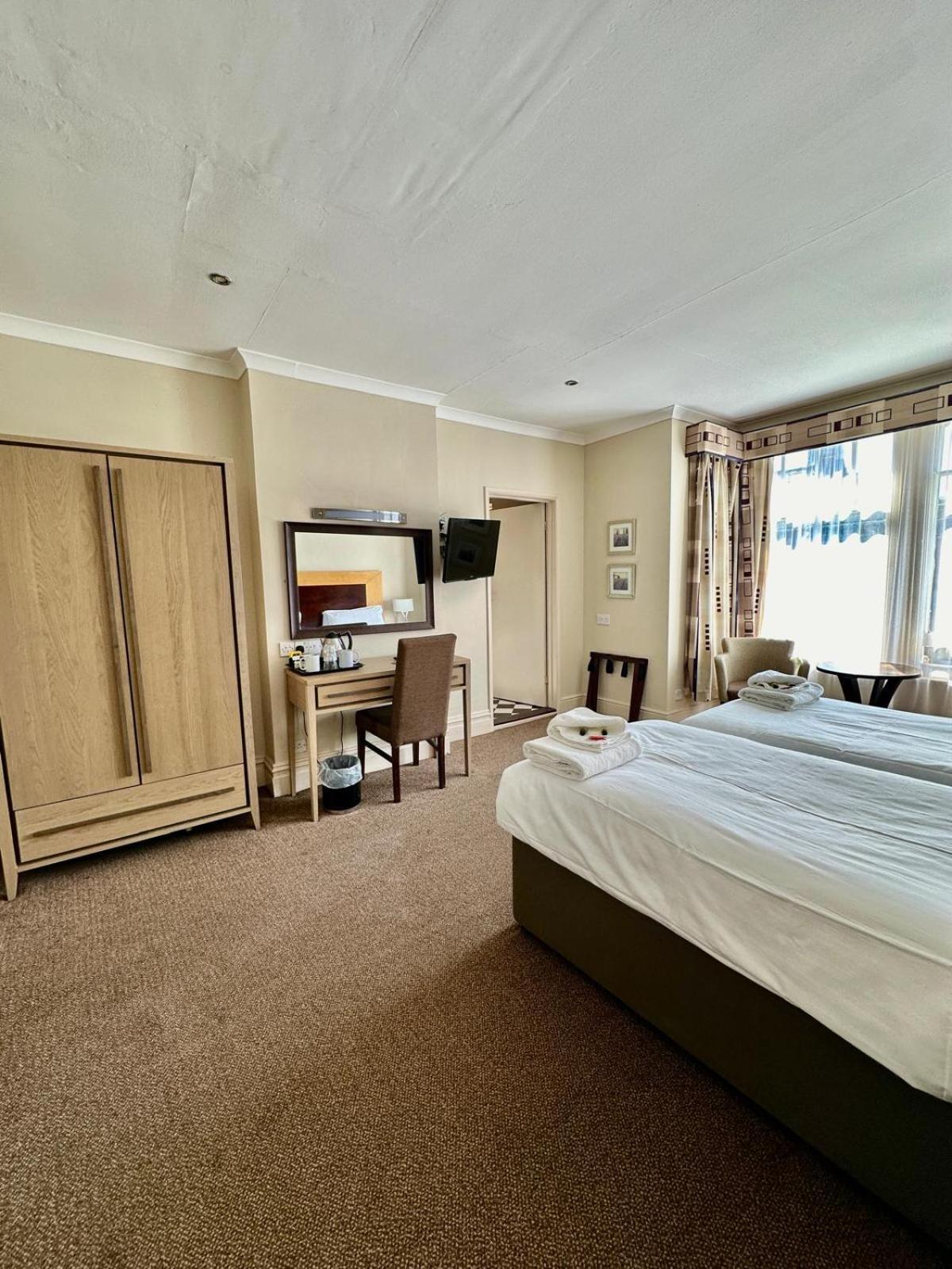 Best Western Brook Hotel Felixstowe Buitenkant foto